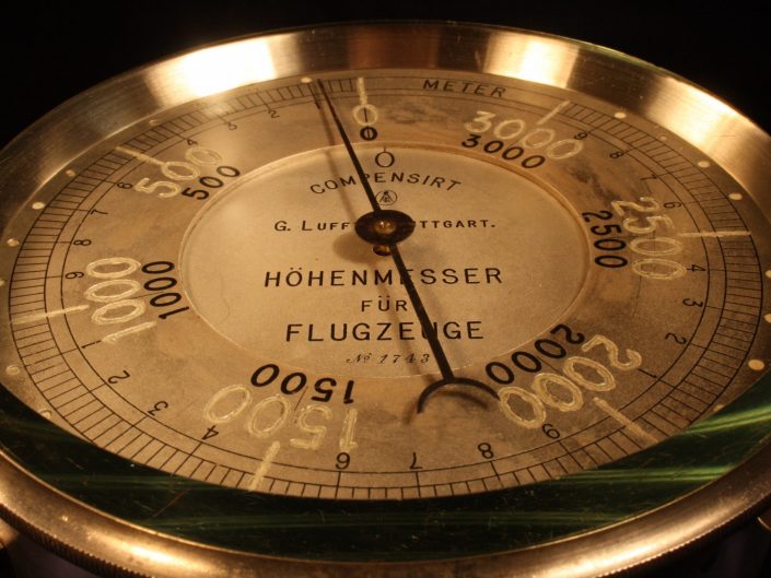 GERMAN AIRCRAFT ALTIMETER BY LUFFT c1913 – Sold