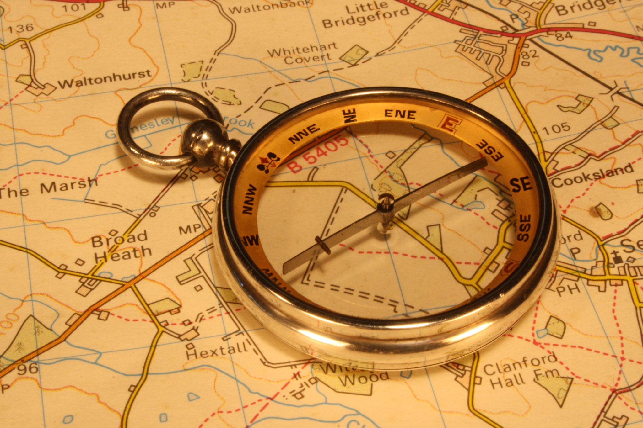 Image of Transparent Compass by Barker – The Cyclist’s Compass