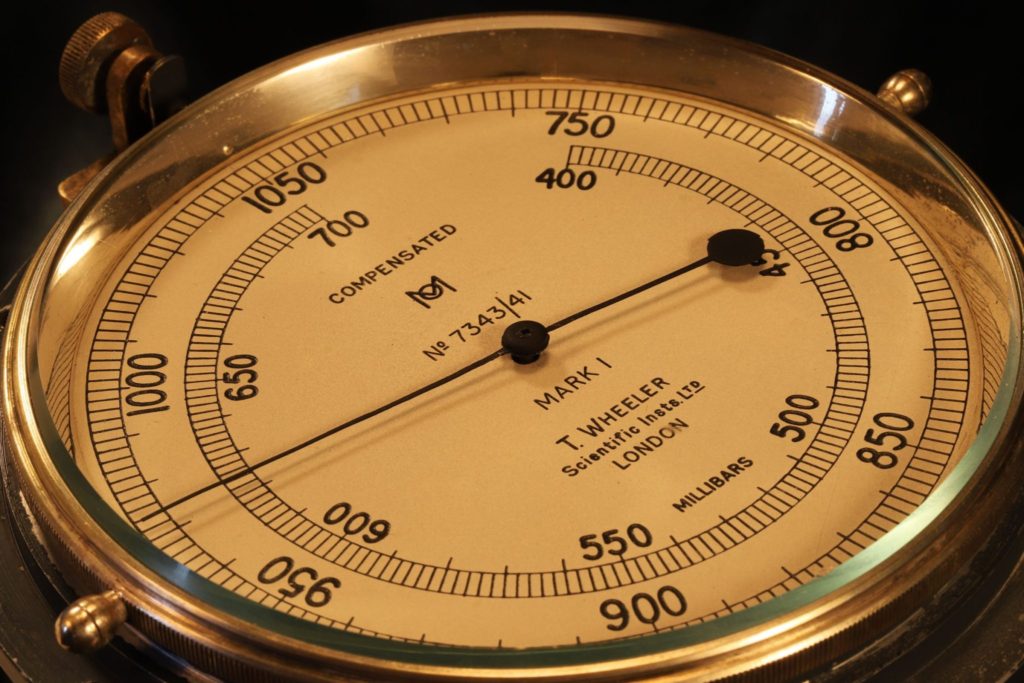 WWII SUBMARINE COMPARTMENT AIR PRESSURE GAUGE BY WHEELER No 7343 c1941