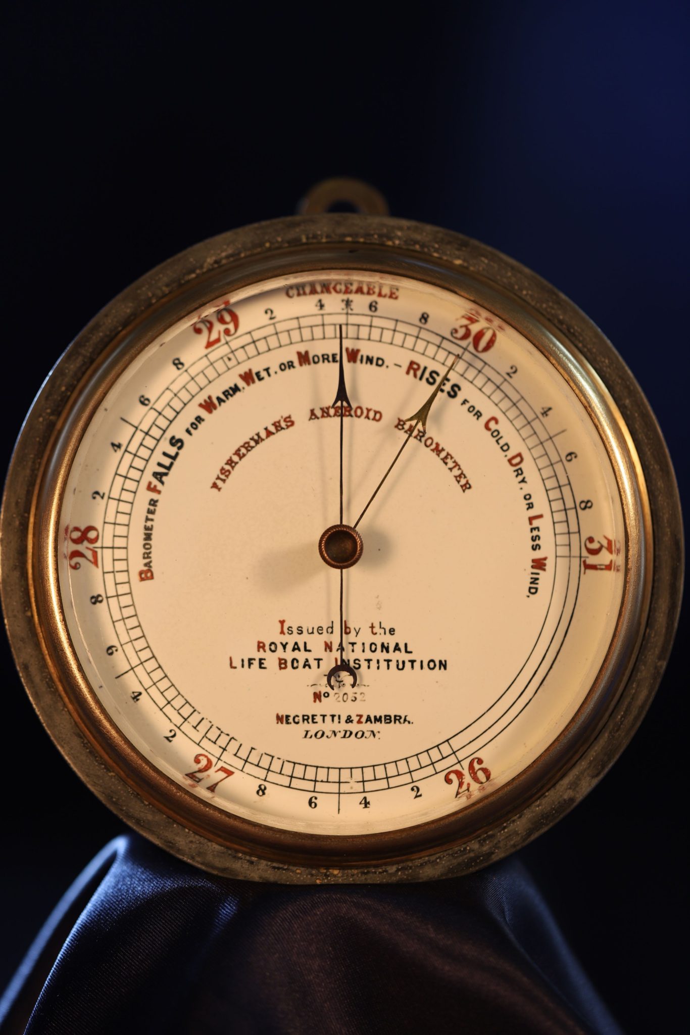 Image of Negretti & Zambra RNLI Marine Barometer No 2052