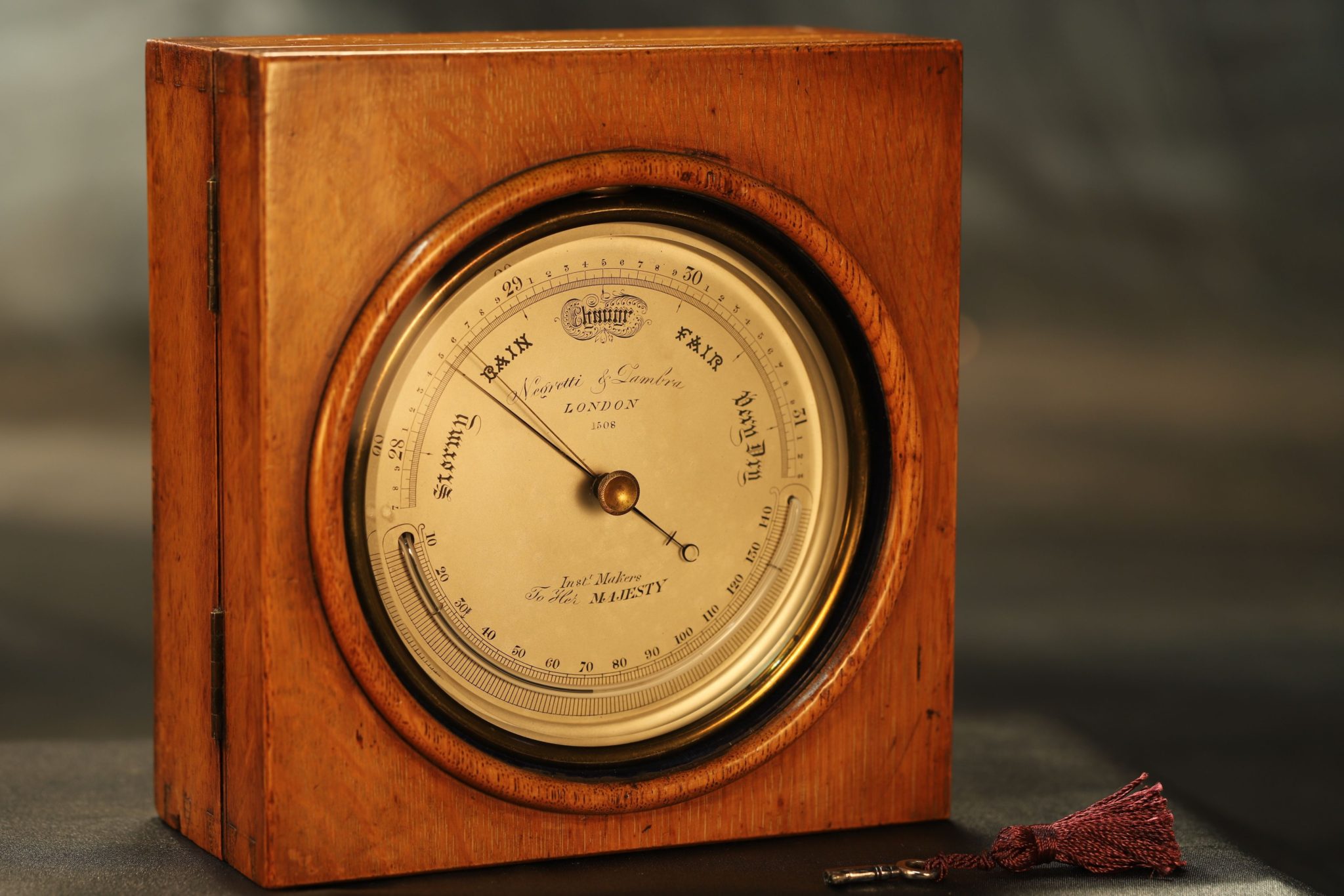 Image of Negretti & Zambra Barometer No 1508 in Oak Case