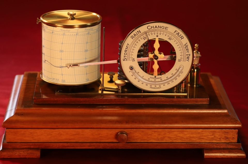 ANTIQUE DRUM BAROGRAPH AND BAROMETER BY NEGRETTI & ZAMBRA c1915
