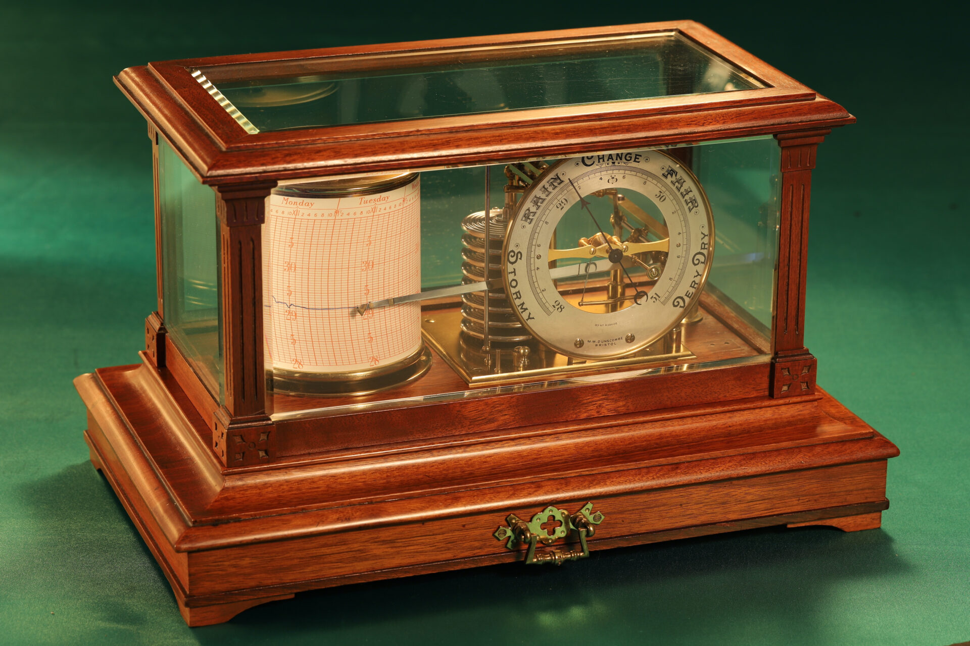 Image of Short & Mason Barograph Retailed by Dunscombe taken from lefthand side