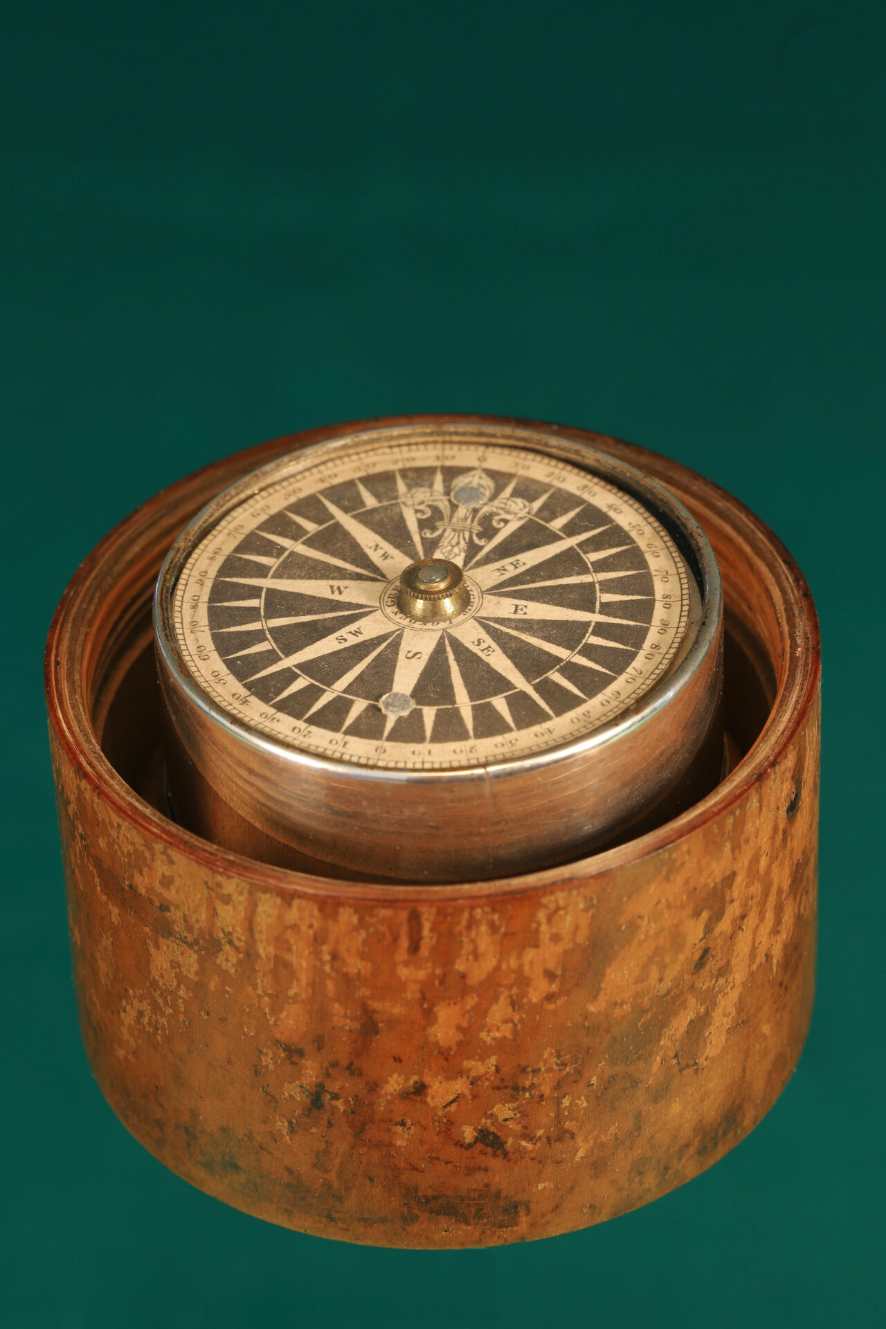 GEORGIAN GIMBALLED MARINERS COMPASS BY GREGORY & WRIGHT c1785