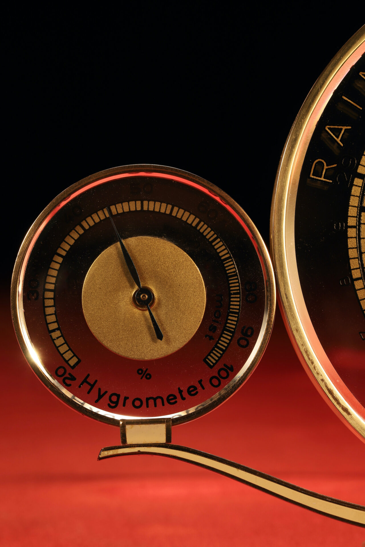 Close up of hygrometer from Lufft Desk Compendium c1935