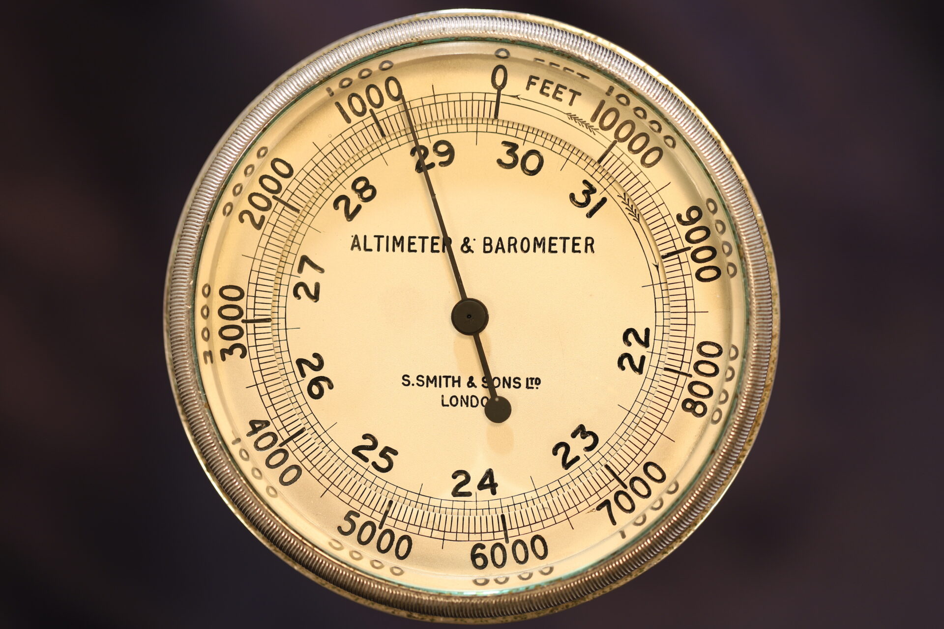 Image of dial of Smith & Sons Altimeter & Barometer c1920