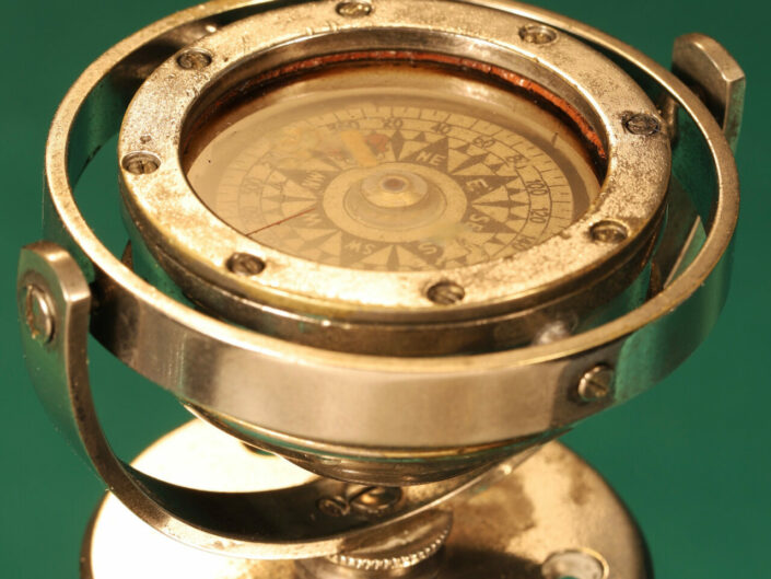 RARE GIMBALLED "UNICUS" COMPASS BY FRANCIS BARKER c1920 - Sold