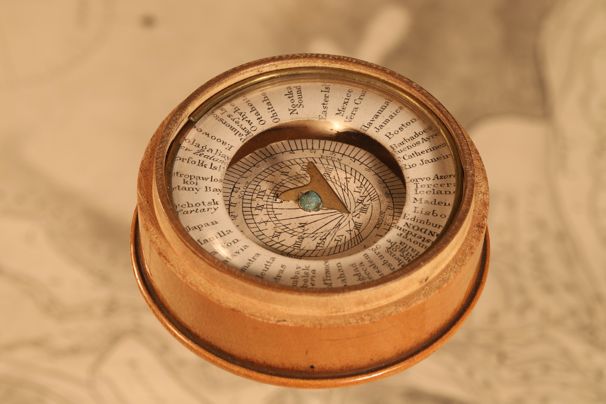 THOR INSTRUMENTS Bronze Sundial & Compass - 3 Inch Antique Finish Vintage Decor