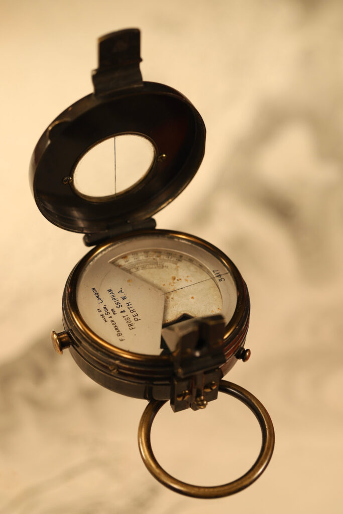SCARCE BARKER COMBINED ALTITUDE INSTRUMENT & PRISMATIC