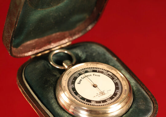 UNUSUAL POCKET BAROMETER ALTIMETER RETAILED BY BAILEY c1900 – Reserved