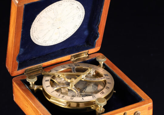 EARLY VICTORIAN EQUINOCTIAL SUNDIAL COMPASS BY ELLIOTT & SONS c1850