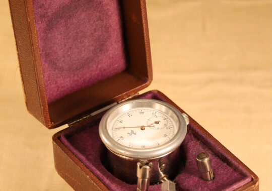 JACQUET PATENT TACHOSCOPE COMBINED STOPWATCH & REVOLUTION COUNTER No 8516 c1895